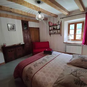 https://a-labri-du-leschaux.hotels-rhonealpes.com