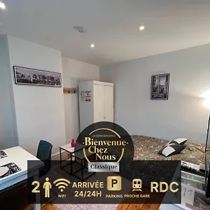 https://studio-av-rpublique-avec-parking-b.hotels-rhonealpes.com